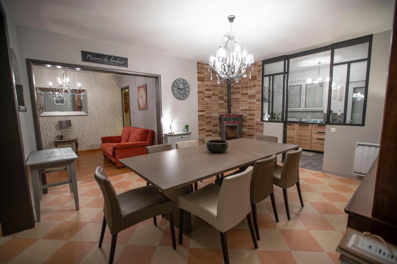 Chambre Jungle Dans Maison D'Hote "Le Petit Clouet"- Rochecorbon Exterior photo